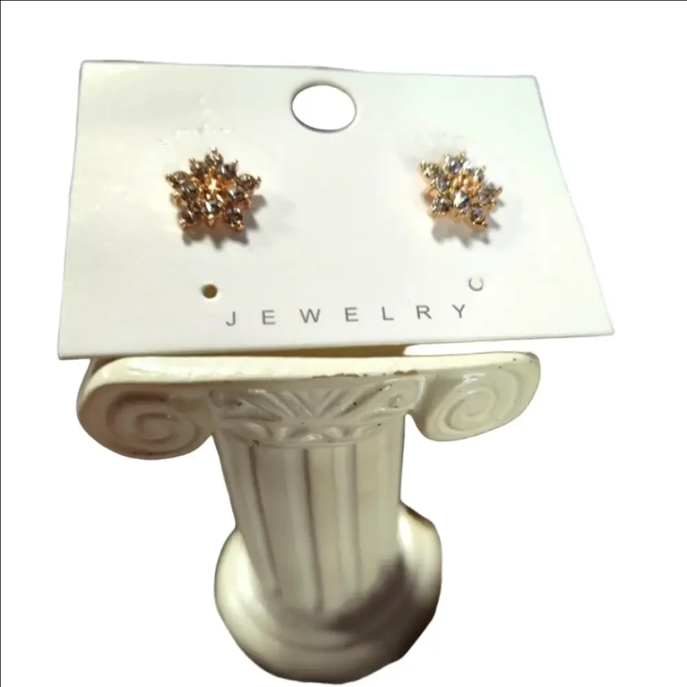 Rhinestone Celestial Star Rose Gold Earrings NWT